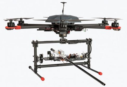Drone équipé d' un projecteur hypodermique captor SO9c